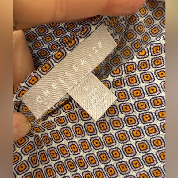 Chelsea28 Sleeveless Top, Size S - Picture 3 of 4